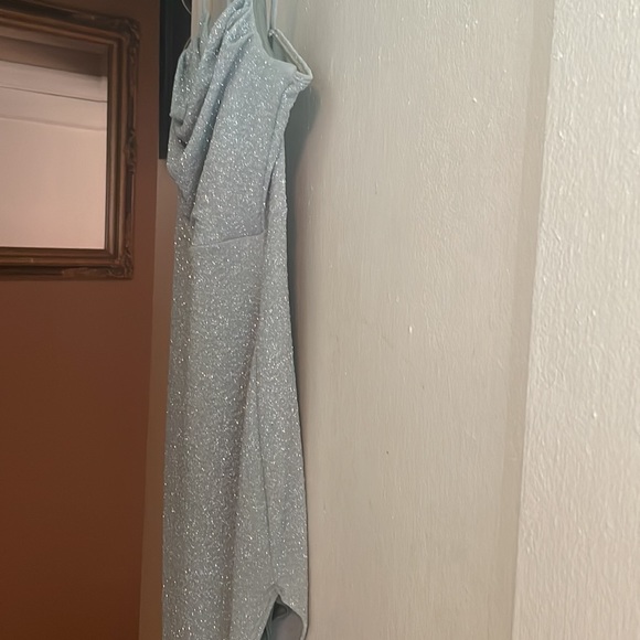 sage green sequin cowl neck windsor prom dress size s - Picture 7 of 8